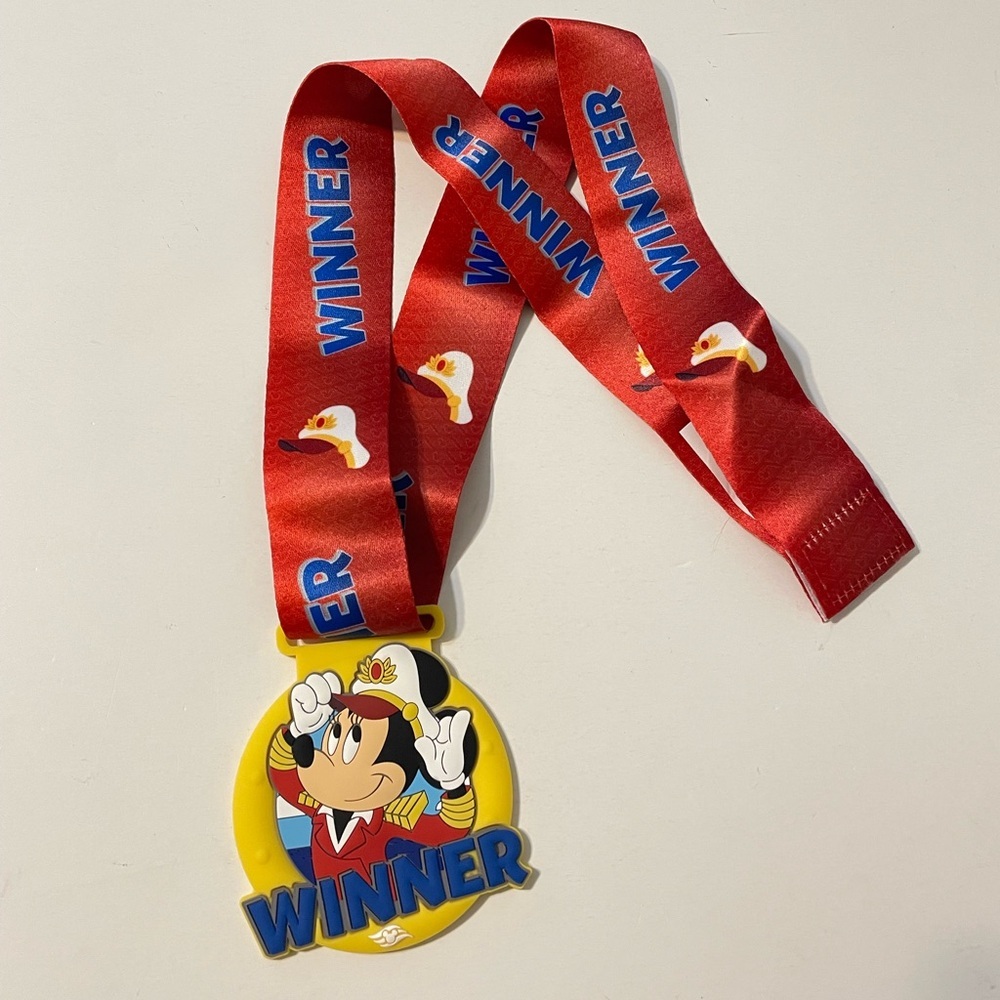New Disney Cruise Line DCL Sailor Mickey Mouse WINNER Rubber Medallion Lanyard